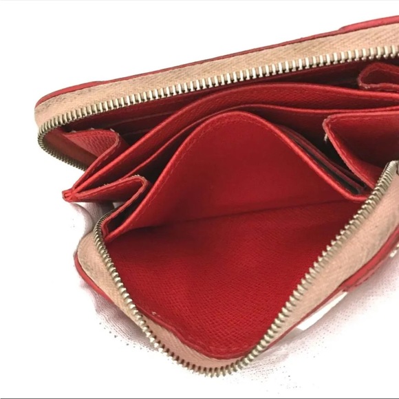 Louis Vuitton wallet- AUTHENTIC - Picture 7 of 8